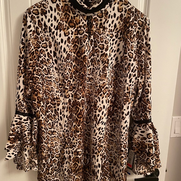 Animal print blouse with long sleeves - Picture 5 of 5